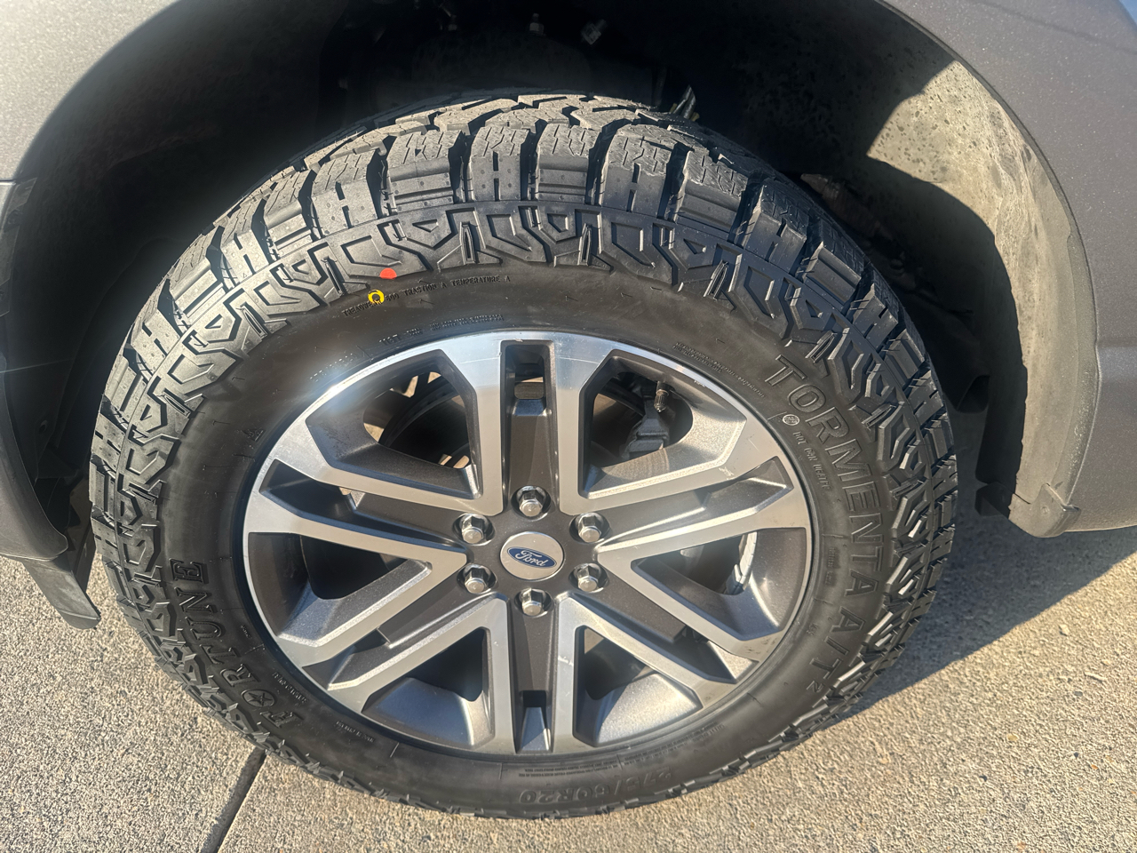 Ford F-150 STX 4WD SuperCrew 5.5' Box 2021