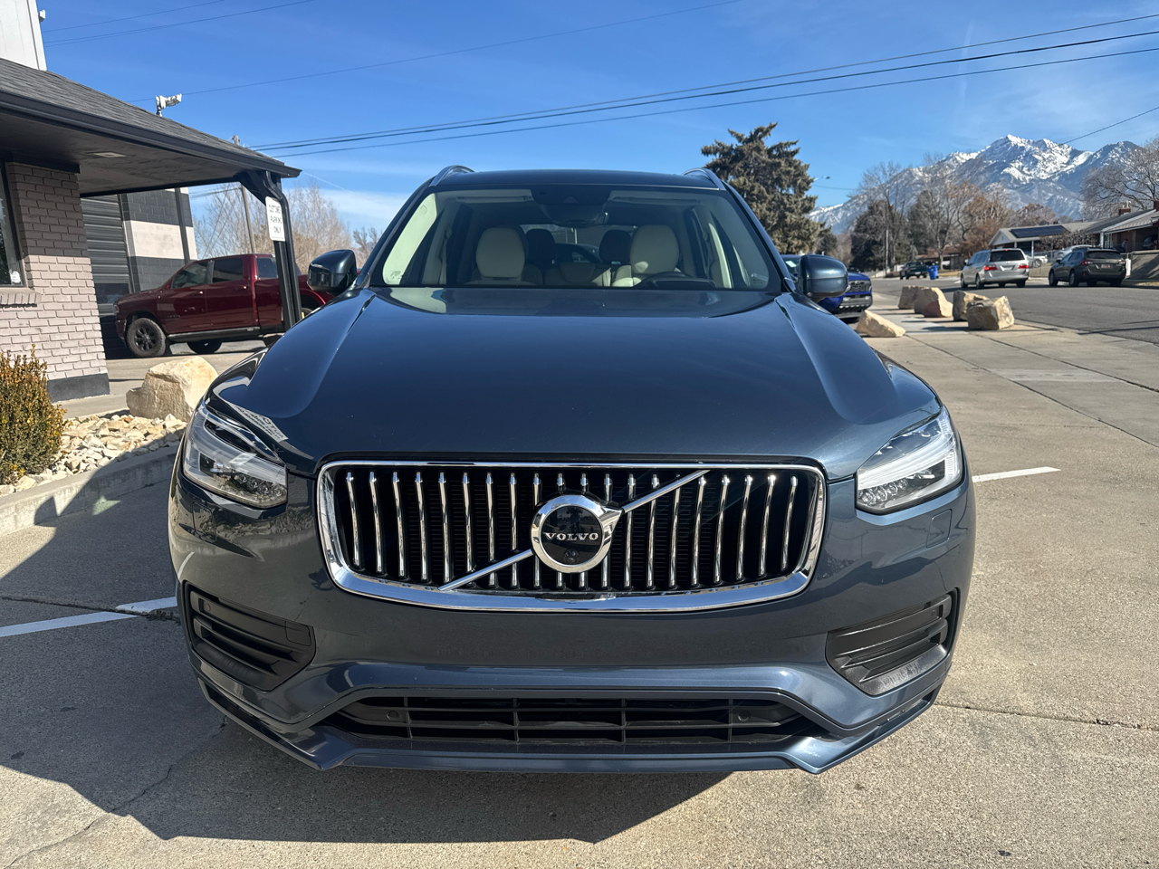 Volvo XC90 T6 Momentum AWD 2022