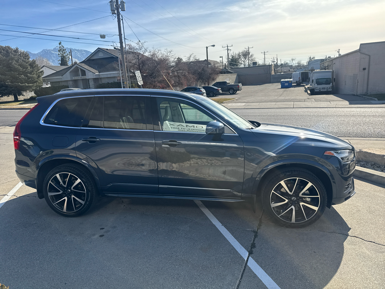 Volvo XC90 T6 Momentum AWD 2022