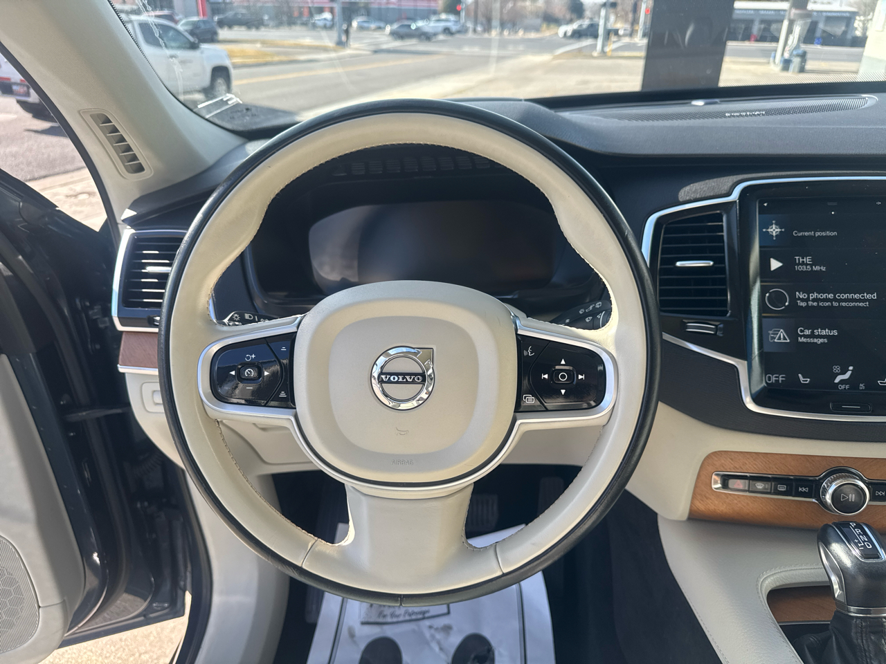 Volvo XC90 T6 Momentum AWD 2022