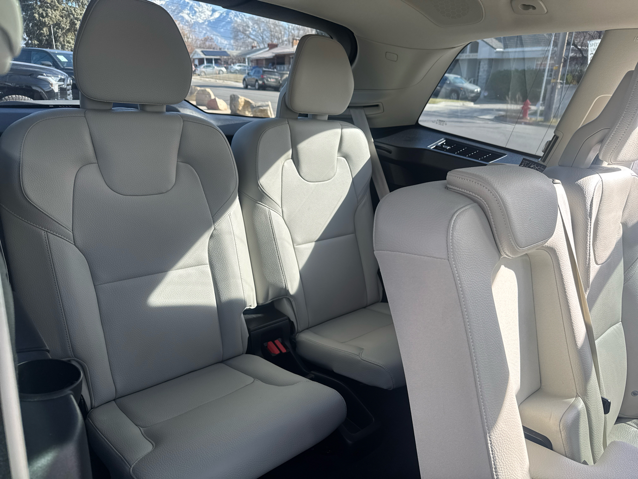 Volvo XC90 T6 Momentum AWD 2022