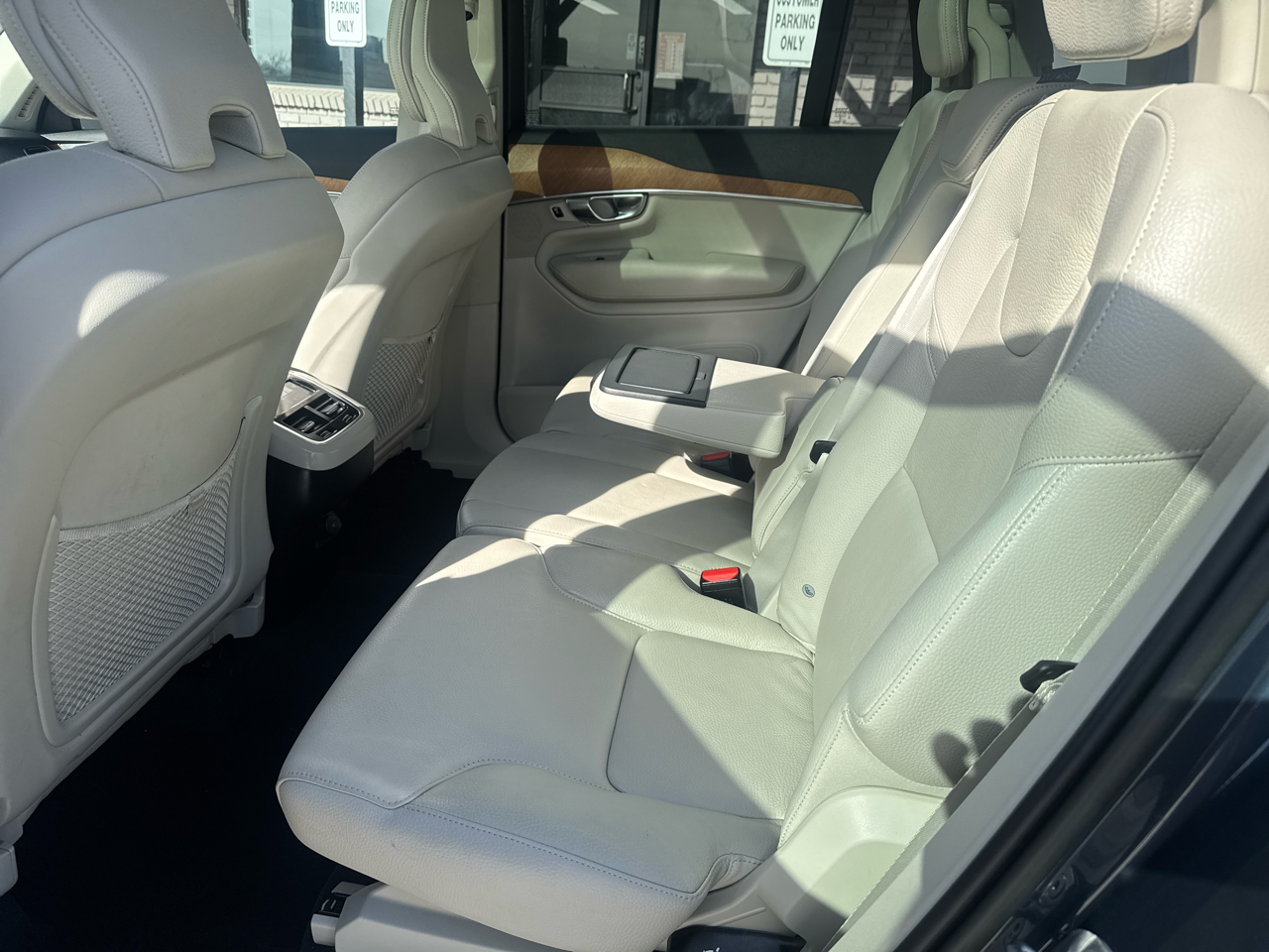 Volvo XC90 T6 Momentum AWD 2022