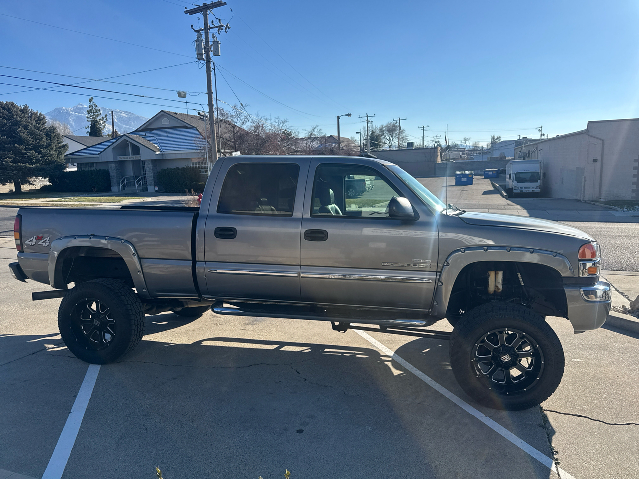 GMC Sierra 2500HD SLE1 Crew Cab Std. Box 4WD 2006