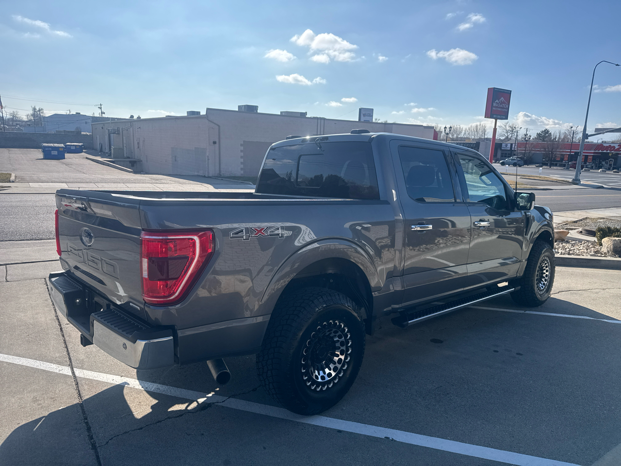 Ford F-150 XLT SuperCrew 5.5-ft. Bed 4WD 2021