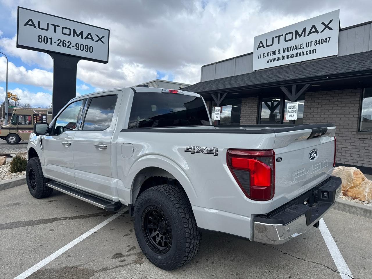 Ford F-150 XLT SuperCrew 5.5-ft. Bed 4WD 2024