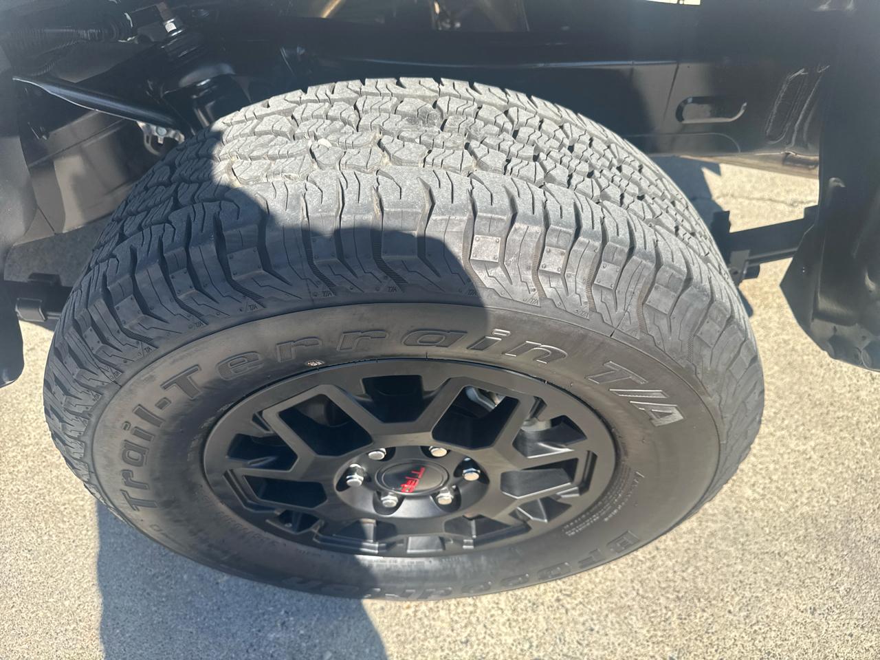 Toyota Tacoma SR Double Cab 4WD 2025