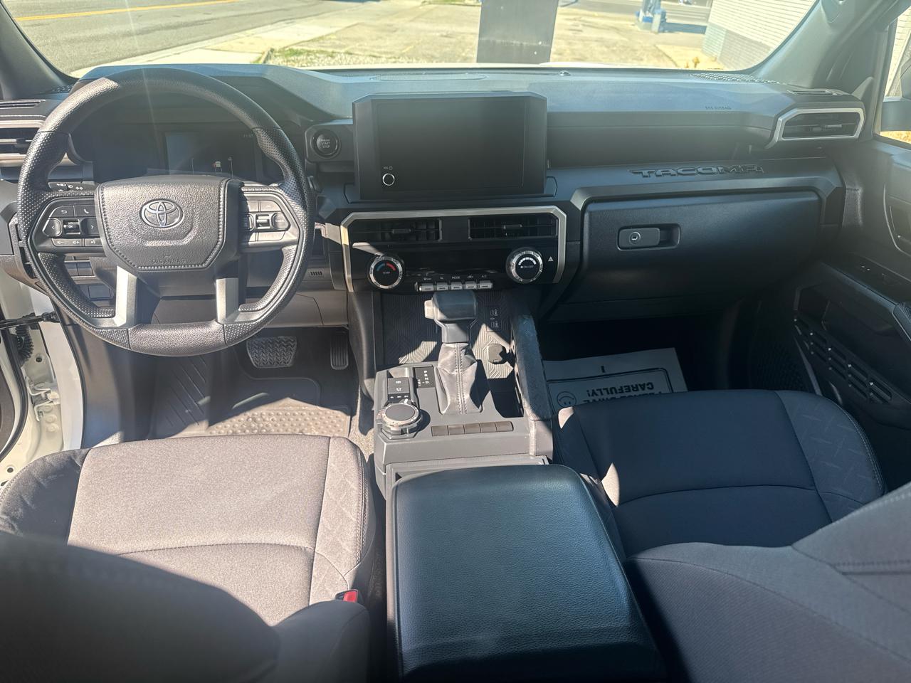 Toyota Tacoma SR Double Cab 4WD 2025