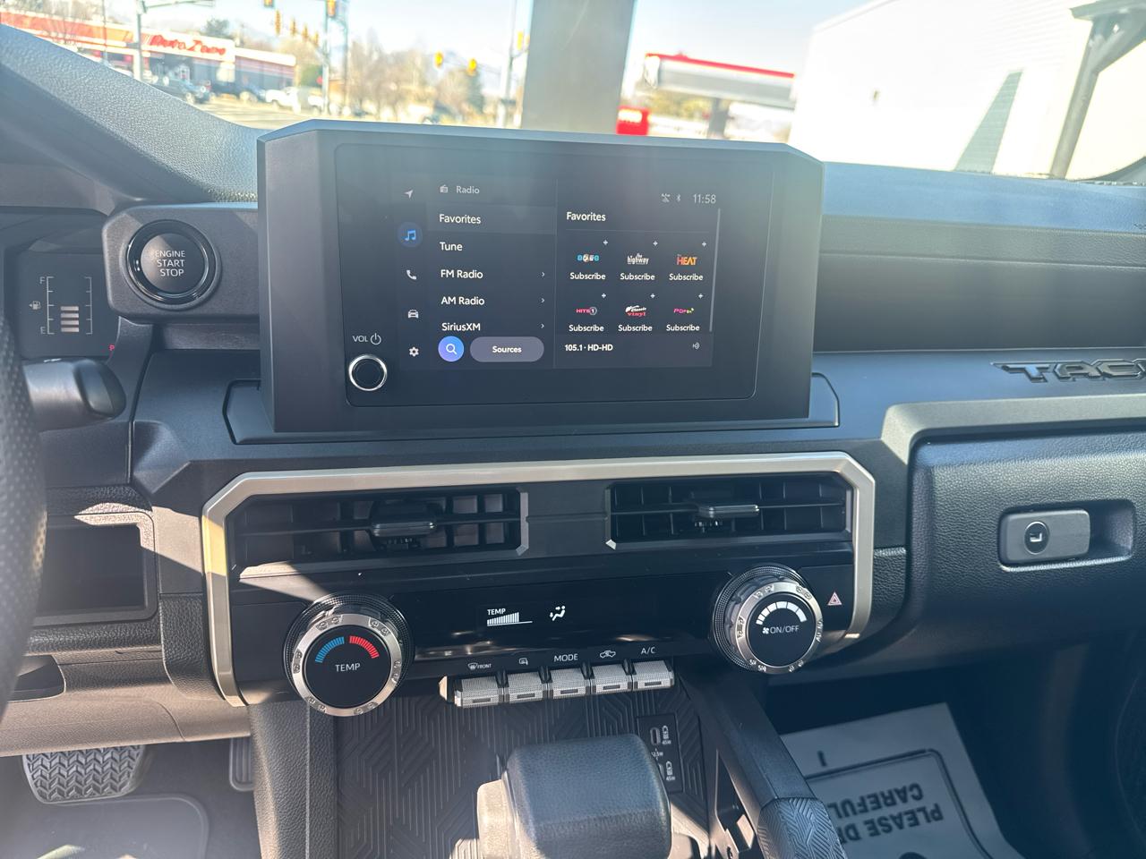 Toyota Tacoma SR Double Cab 4WD 2025