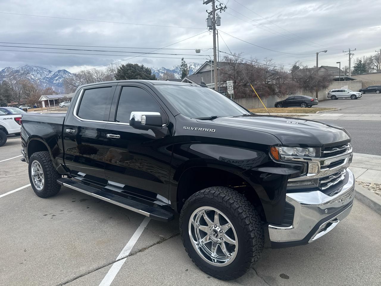 Chevrolet Silverado 1500 LTZ Crew Cab 4WD 2020