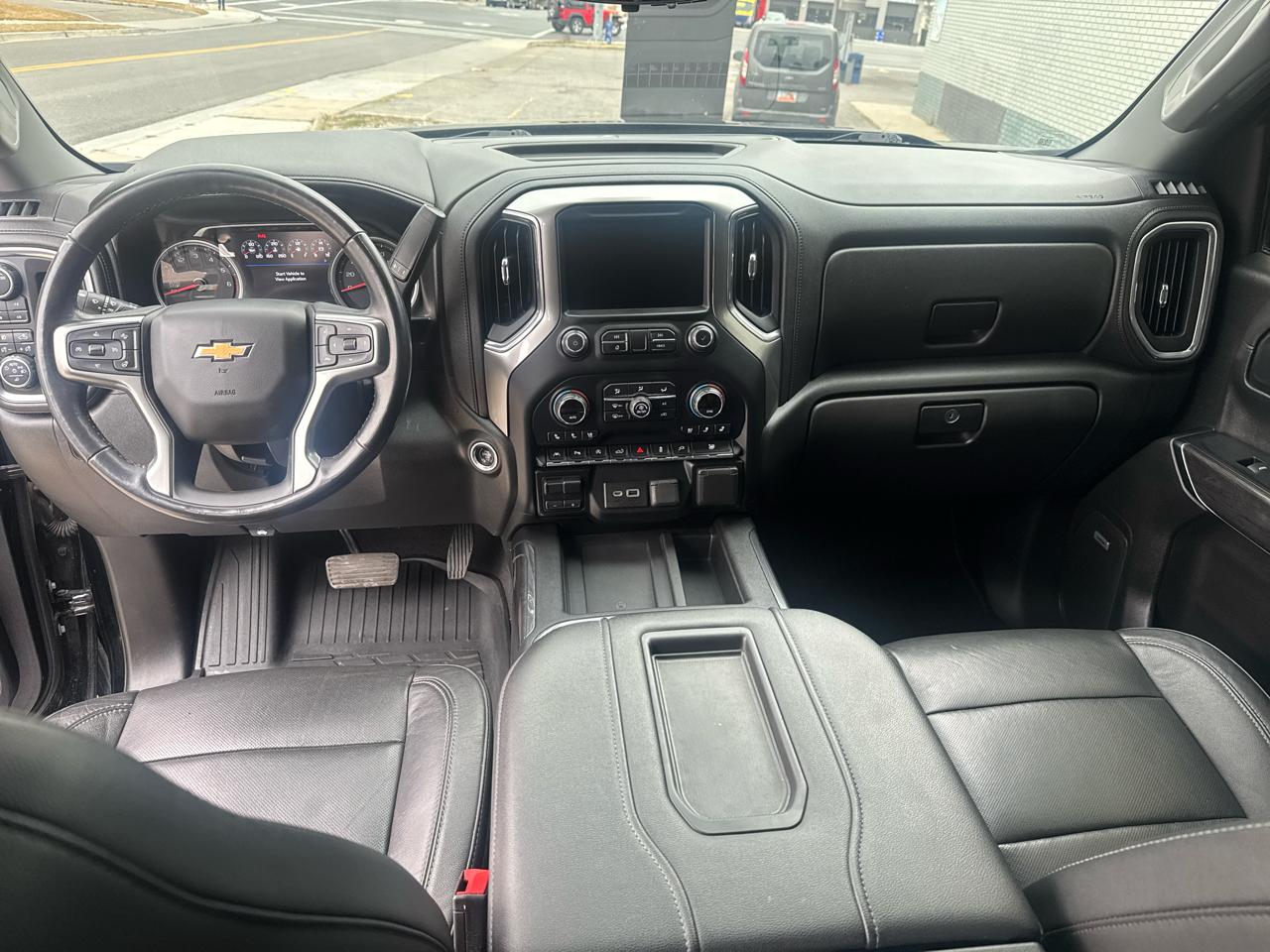 Chevrolet Silverado 1500 LTZ Crew Cab 4WD 2020