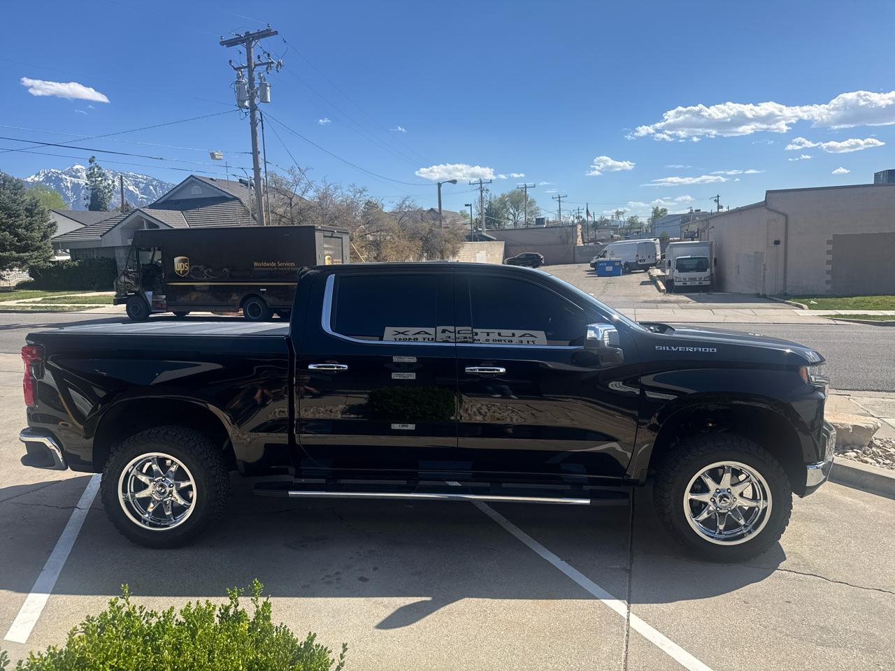 Chevrolet Silverado 1500 LTZ Crew Cab 4WD 2020