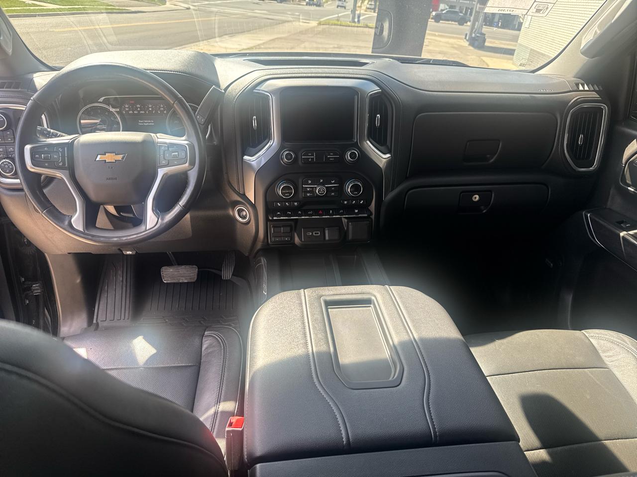 Chevrolet Silverado 1500 LTZ Crew Cab 4WD 2020