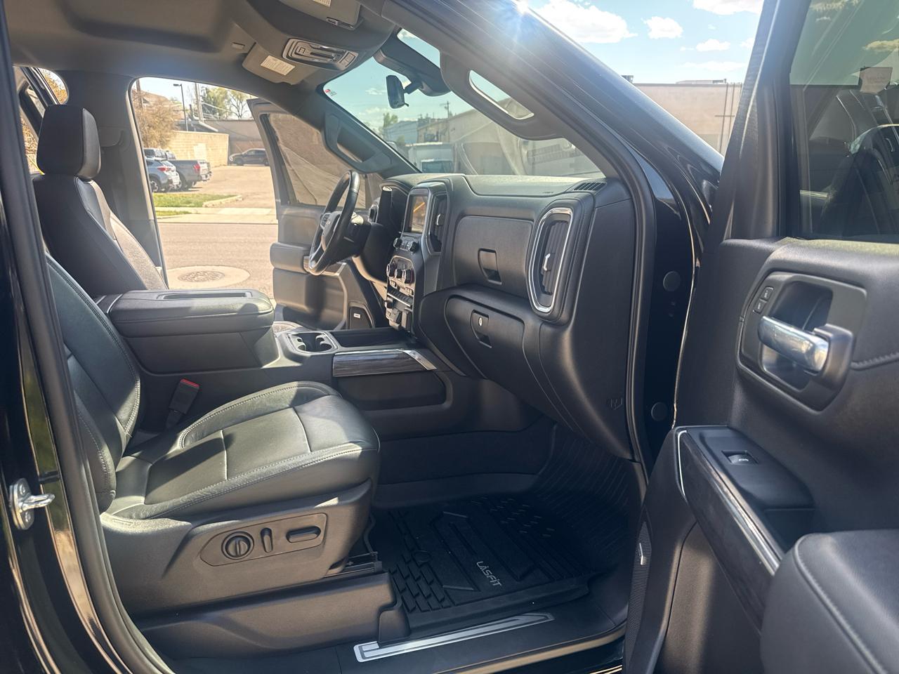 Chevrolet Silverado 1500 LTZ Crew Cab 4WD 2020