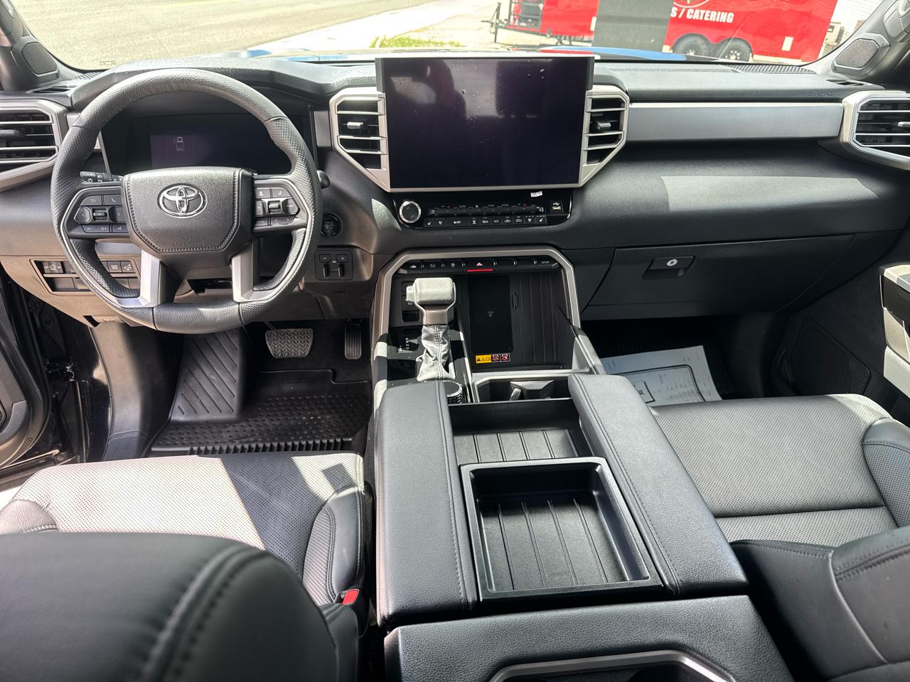 Toyota Tundra Limited CrewMax 4WD Long Bed 2025