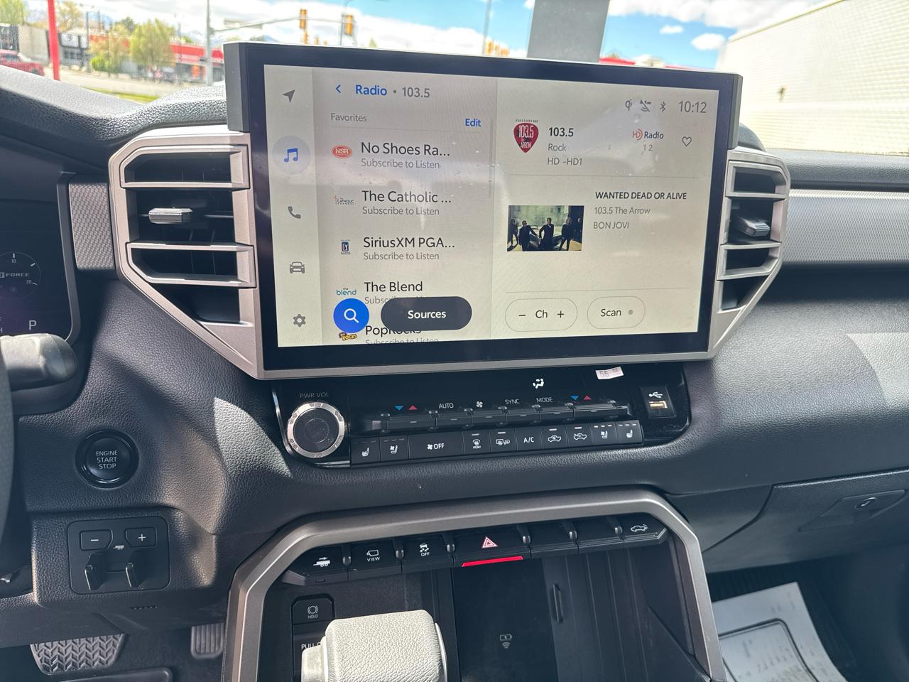 Toyota Tundra Limited CrewMax 4WD Long Bed 2025