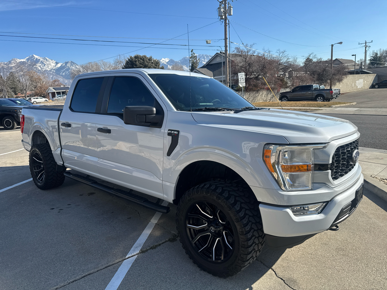 Ford F-150 STX SuperCrew 4WD 2021