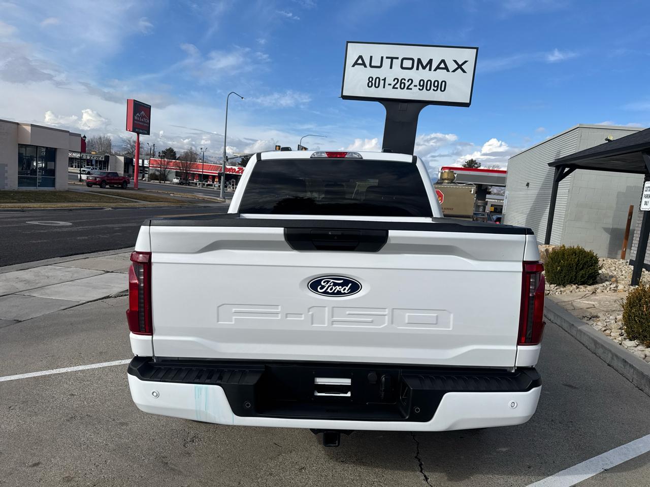 Ford F-150 STX SuperCrew 4WD 2024