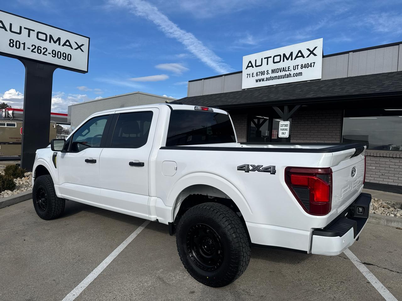 Ford F-150 STX SuperCrew 4WD 2024