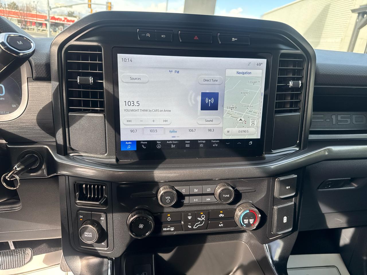 Ford F-150 STX SuperCrew 4WD 2024