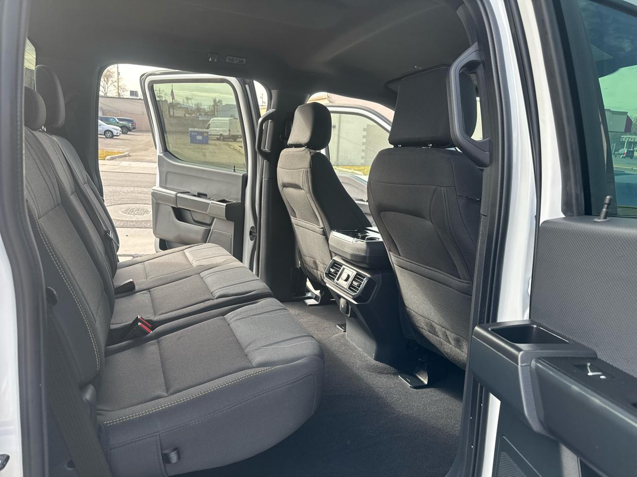 Ford F-150 STX SuperCrew 4WD 2024