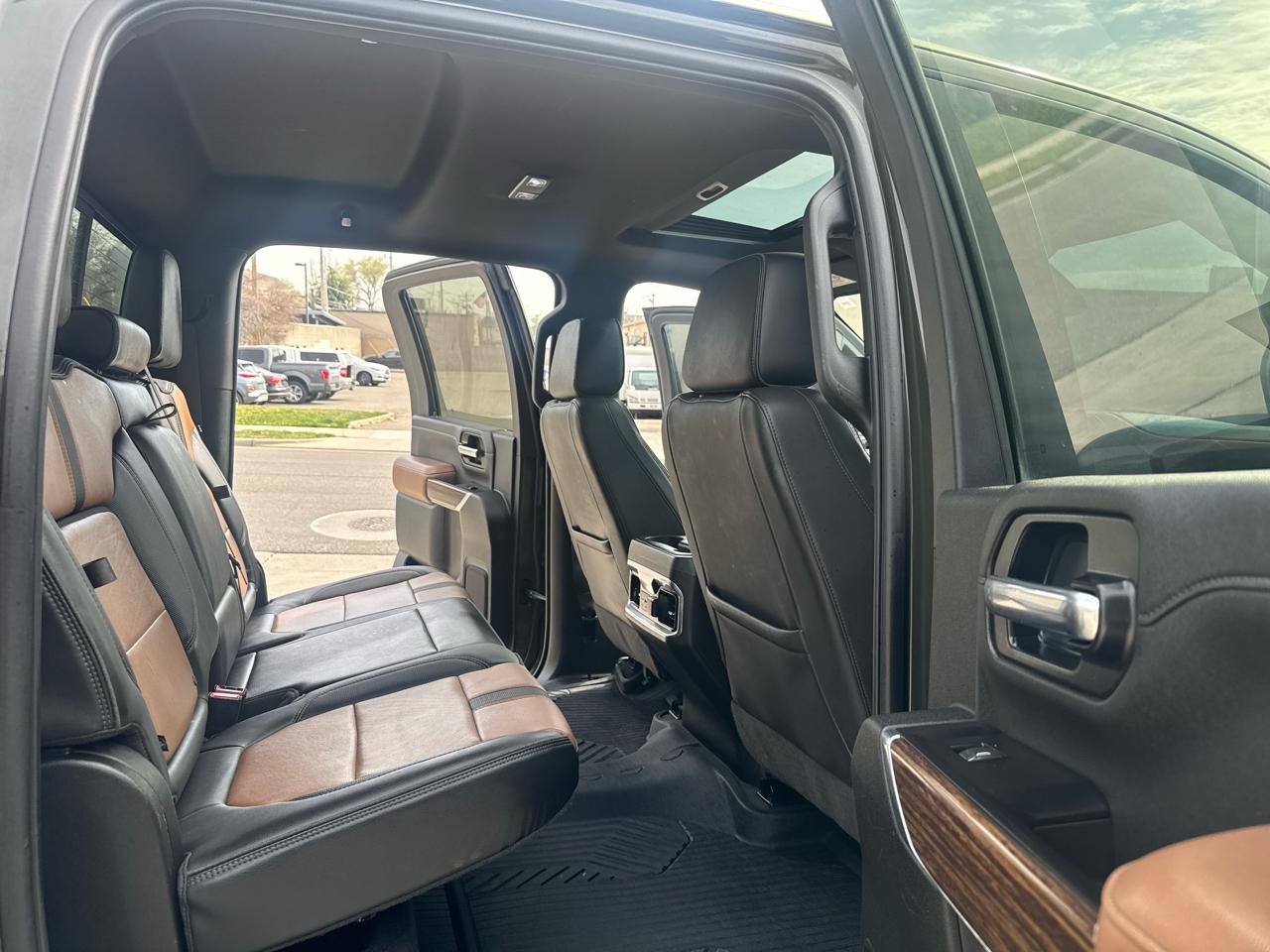 Chevrolet Silverado 2500HD High Country Crew Cab Long Box 4WD 2022