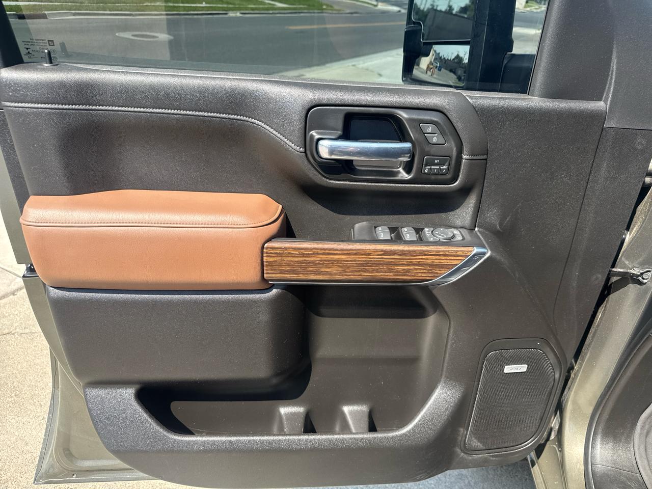Chevrolet Silverado 2500HD High Country Crew Cab Long Box 4WD 2022