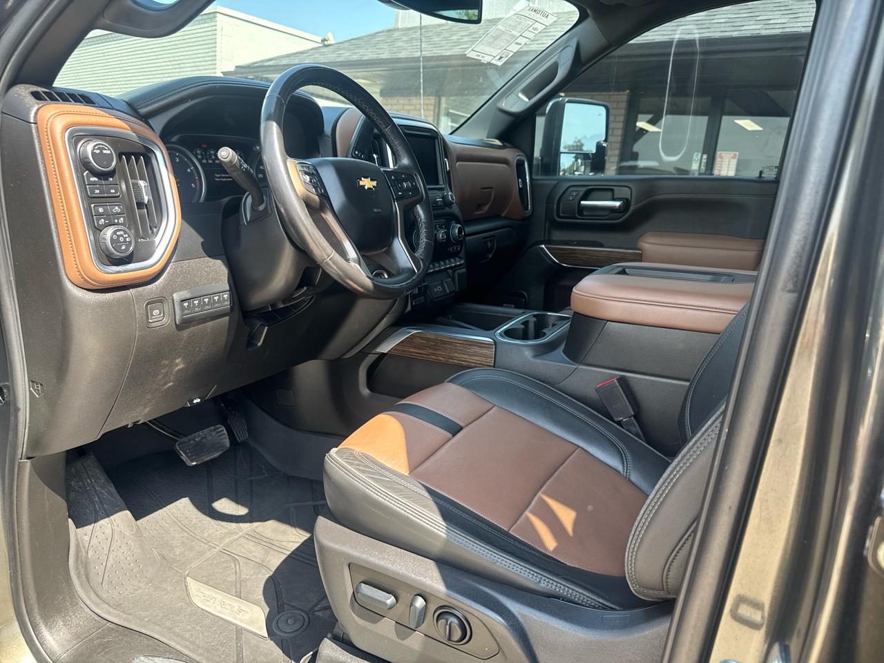 Chevrolet Silverado 2500HD High Country Crew Cab Long Box 4WD 2022