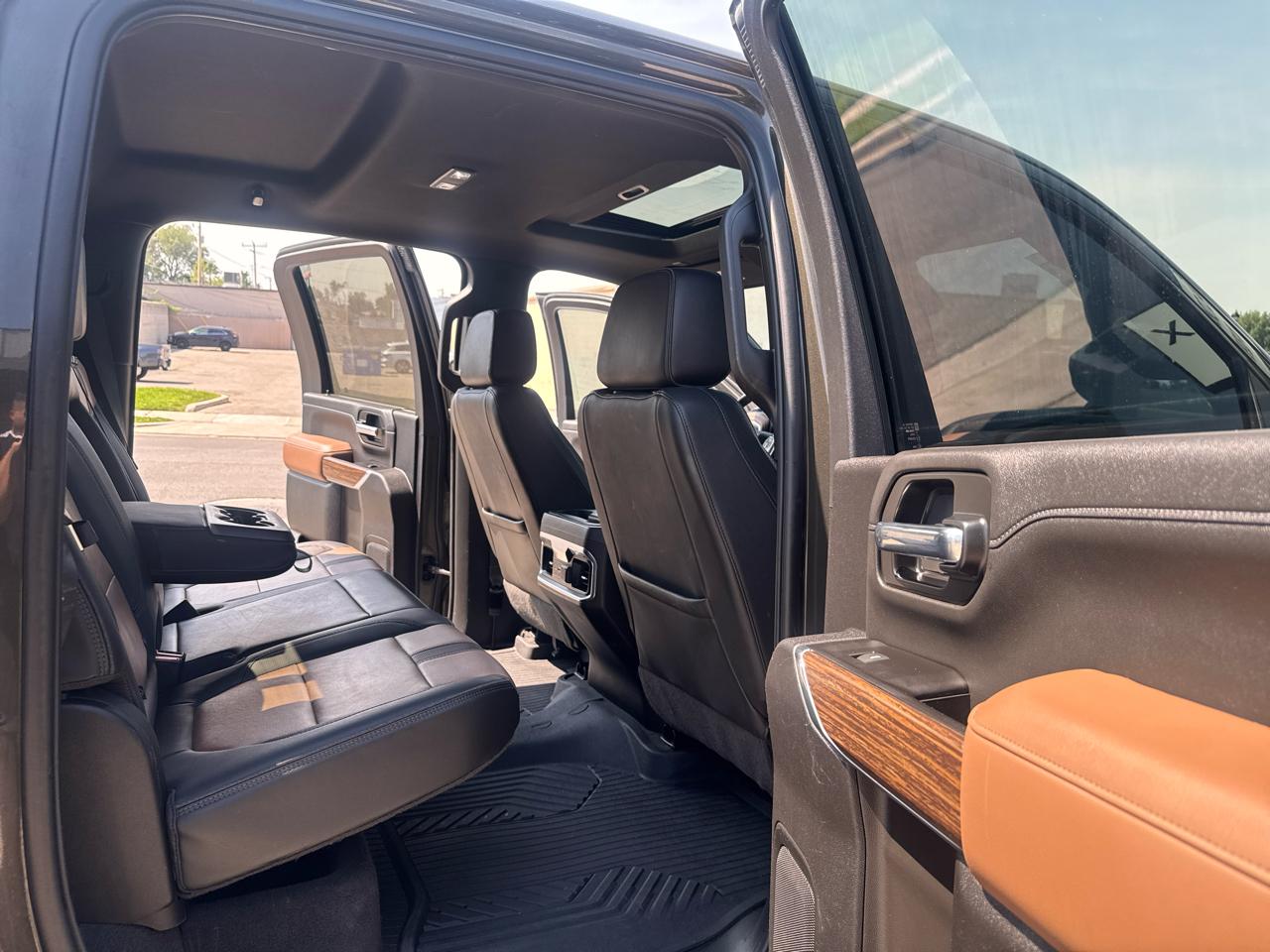 Chevrolet Silverado 2500HD High Country Crew Cab Long Box 4WD 2022