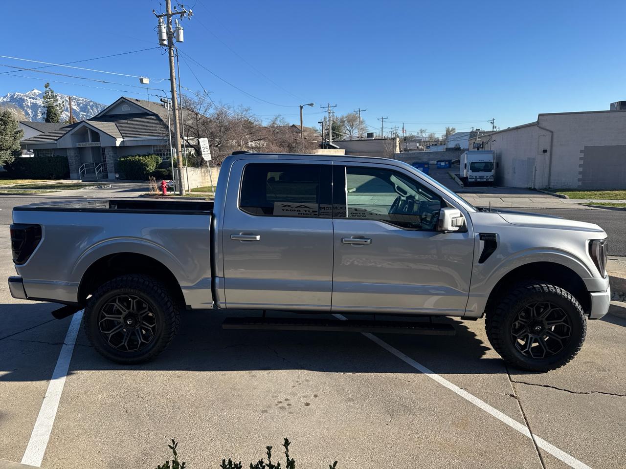 Ford F-150 Lariat SuperCrew 5.5-ft. Bed 4WD 2021