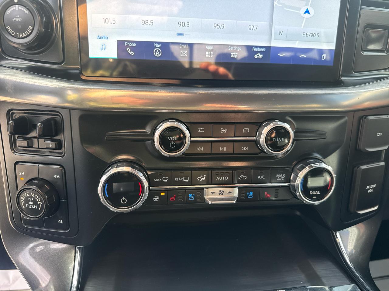 Ford F-150 Lariat SuperCrew 5.5-ft. Bed 4WD 2021