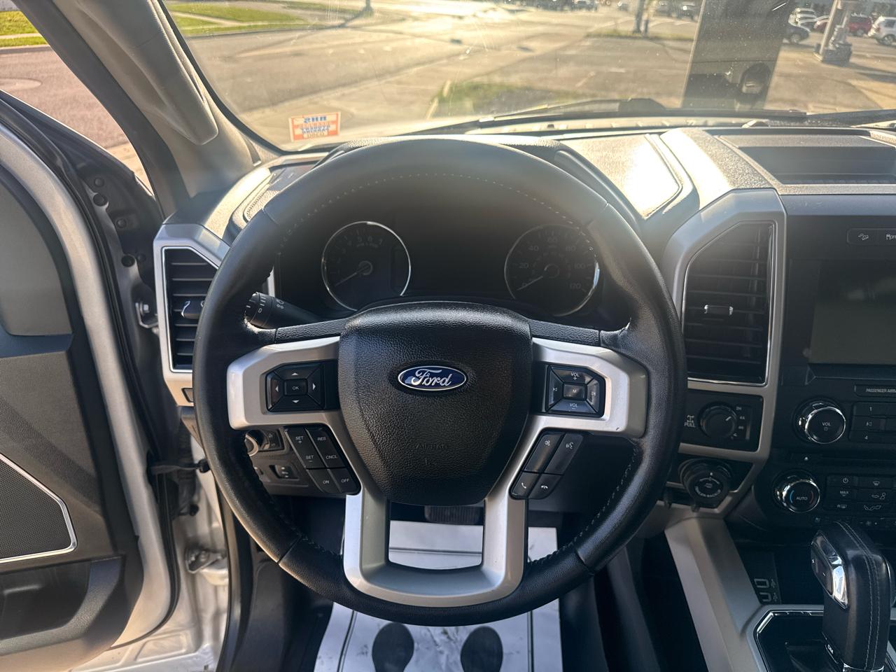 Ford F-150 Lariat SuperCrew 5.5-ft. Bed 4WD 2018