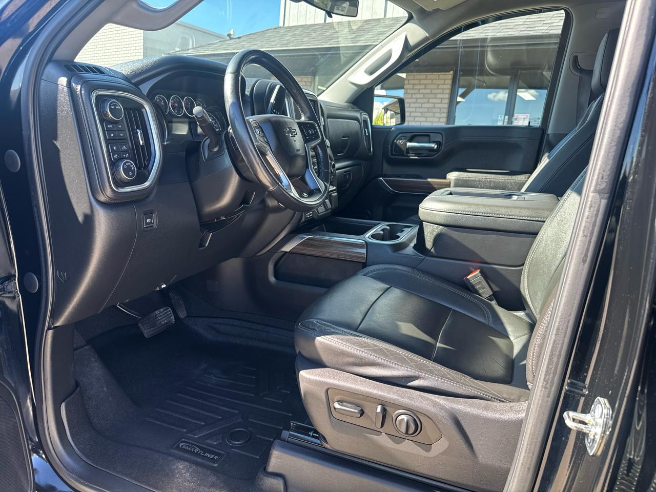 Chevrolet Silverado 1500 RST Crew Cab 4WD 2020