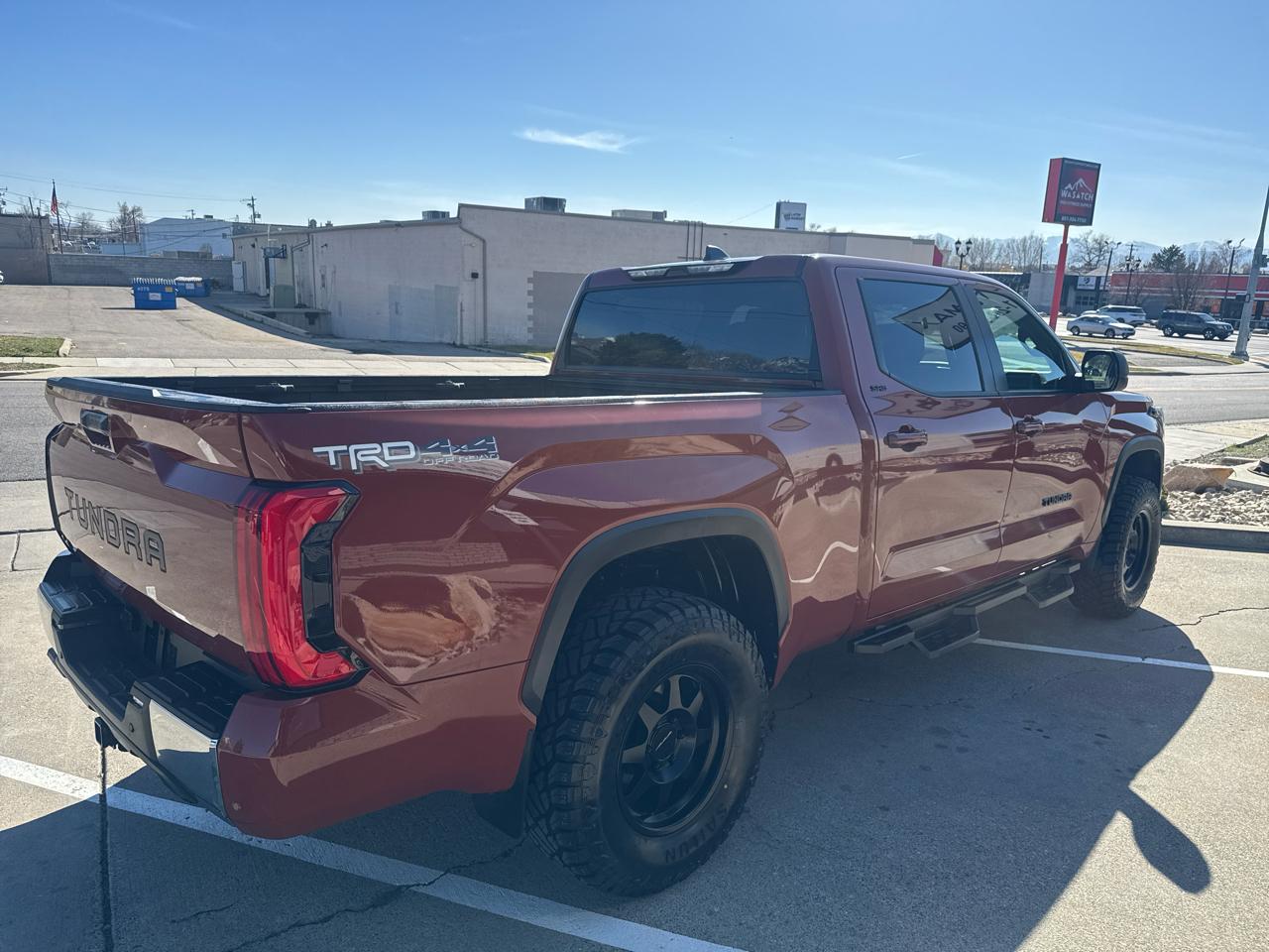 Toyota Tundra SR5 CrewMax 4WD Long Bed 2025