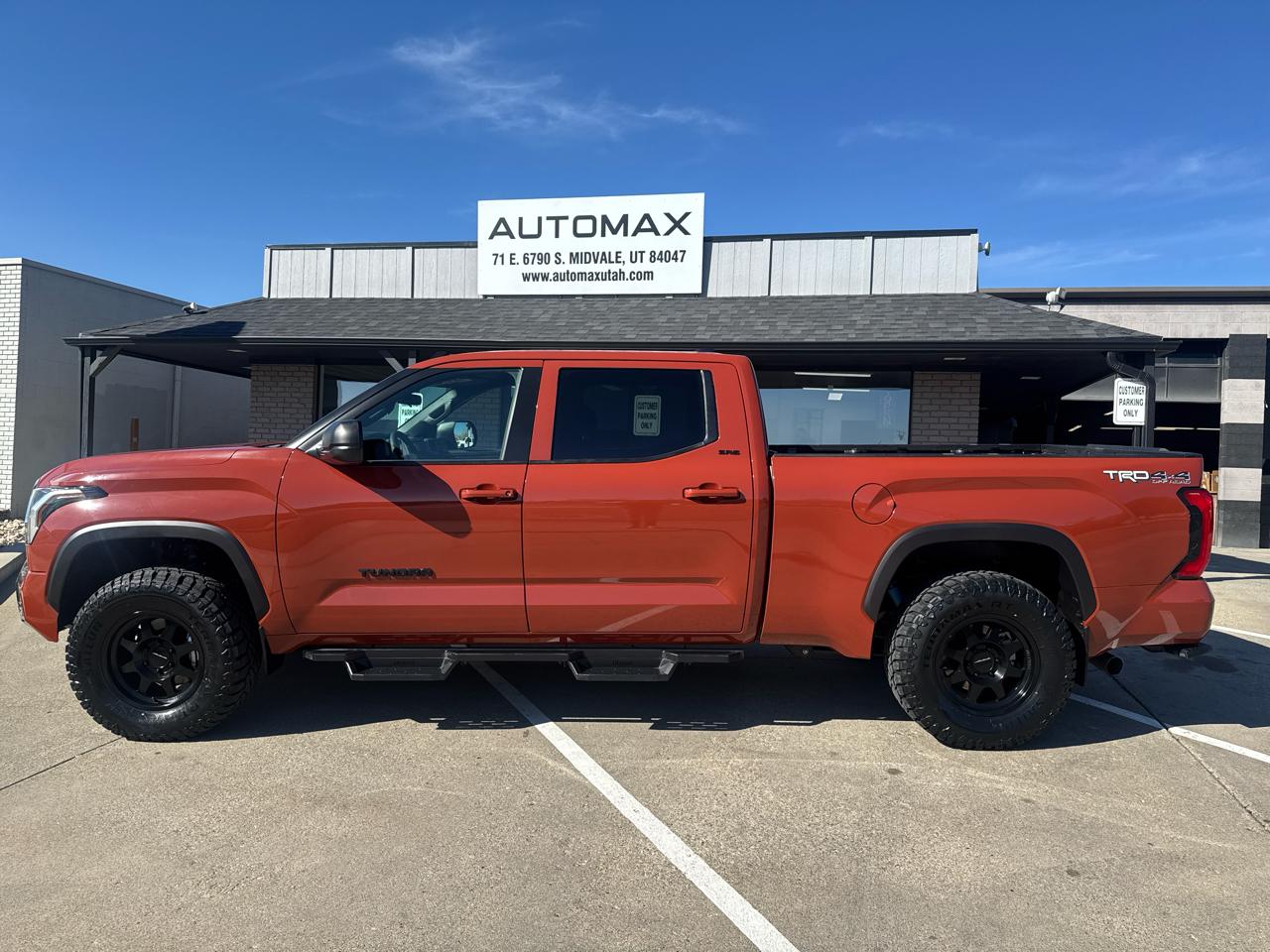 Toyota Tundra SR5 CrewMax 4WD Long Bed 2025