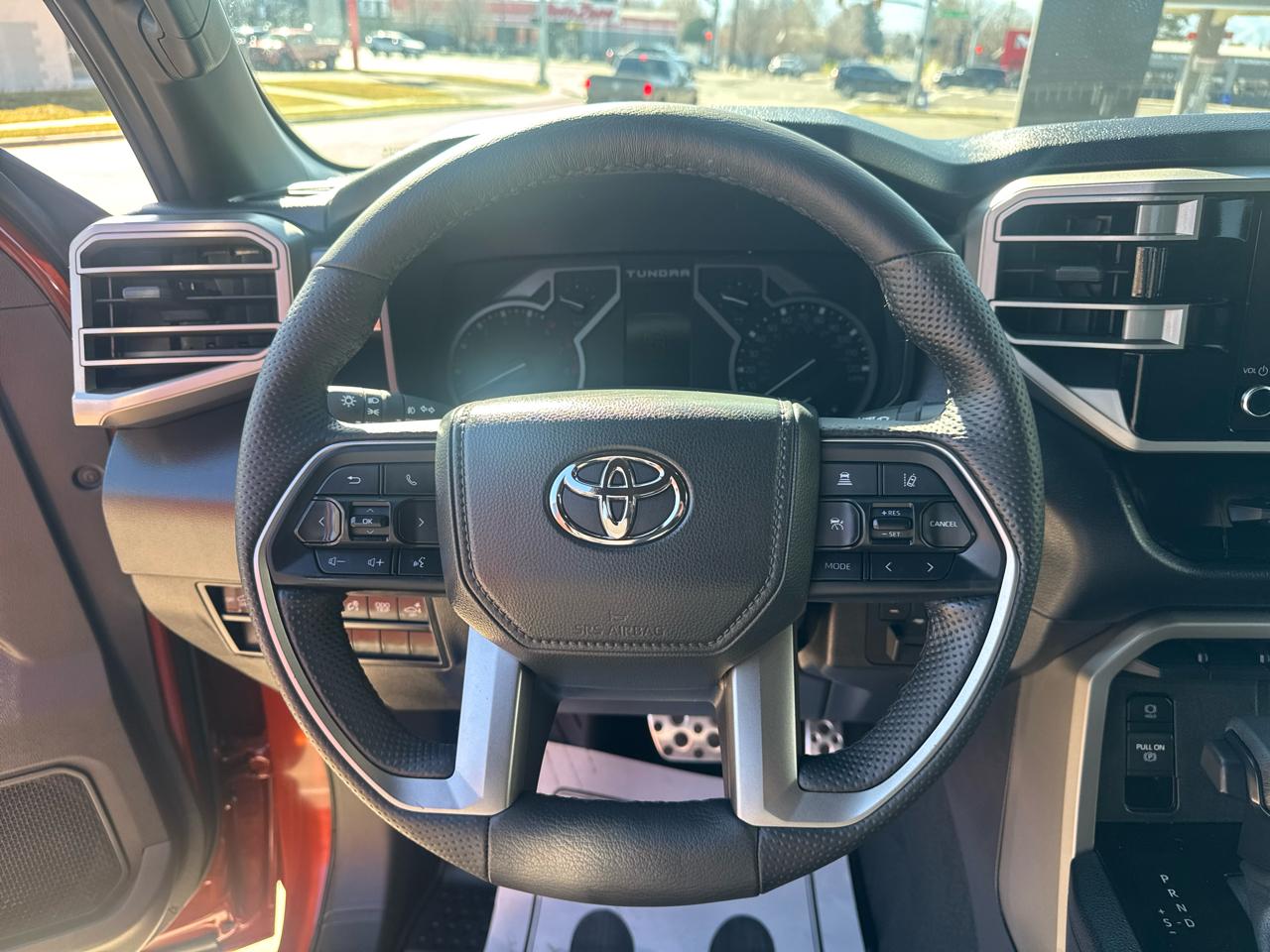 Toyota Tundra SR5 CrewMax 4WD Long Bed 2025