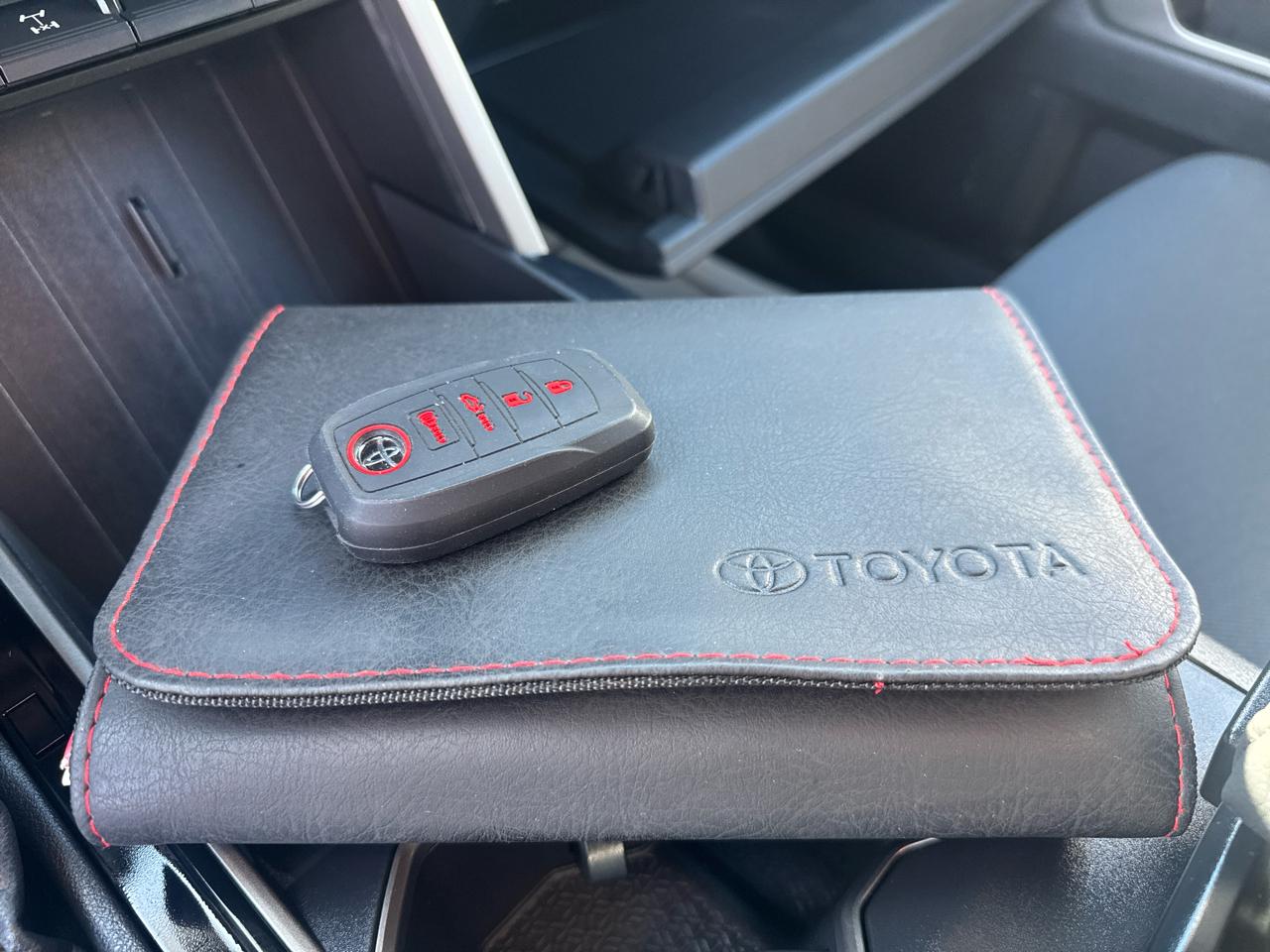 Toyota Tundra SR5 CrewMax 4WD Long Bed 2025