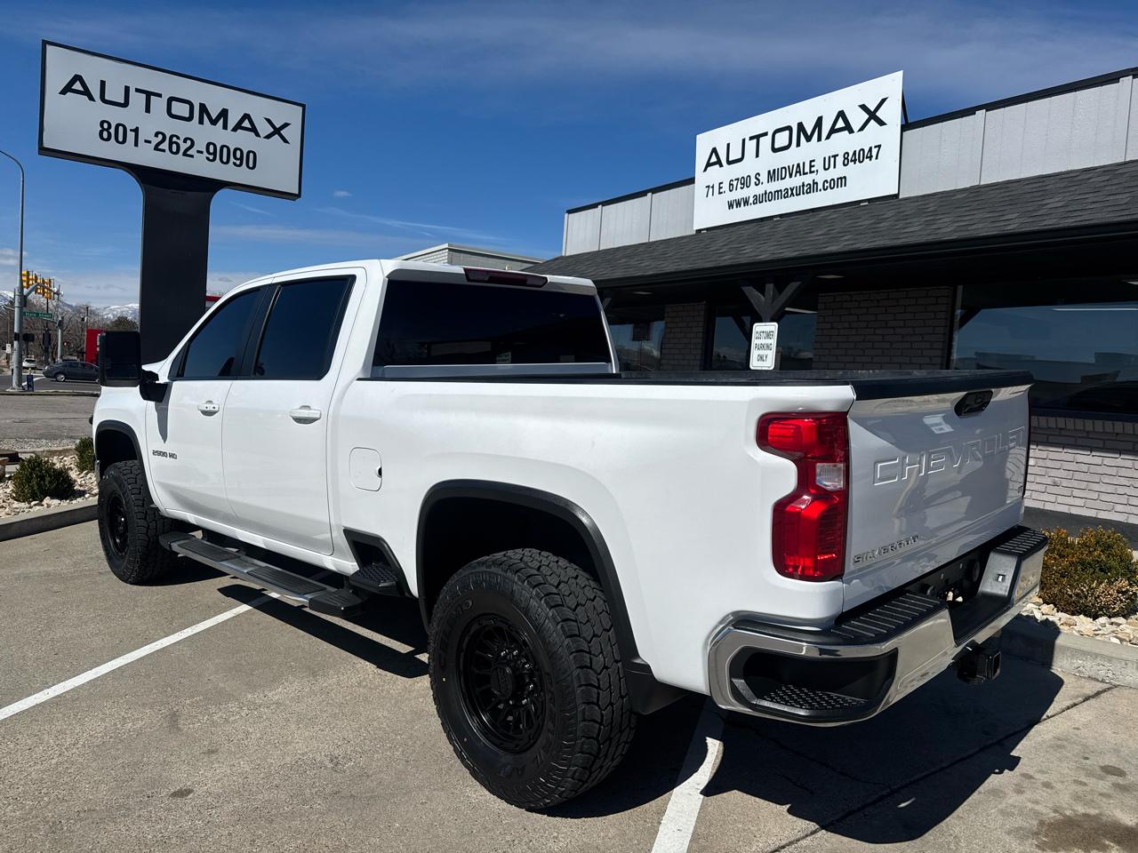 Chevrolet Silverado 2500HD LT Crew Cab Short Box 4WD 2023