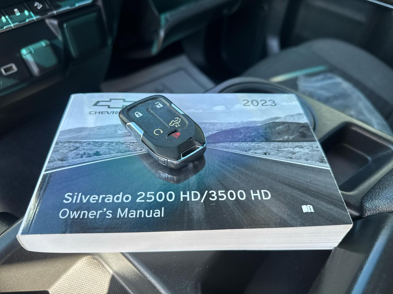 Chevrolet Silverado 2500HD LT Crew Cab Short Box 4WD 2023