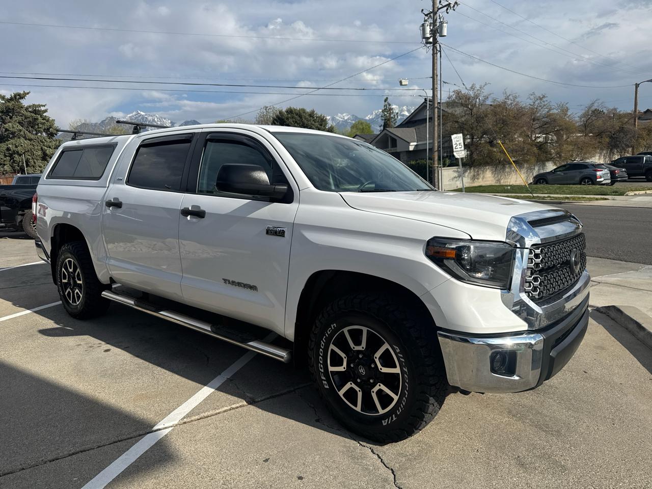 Toyota Tundra SR5 5.7L V8 CrewMax 4WD 2020