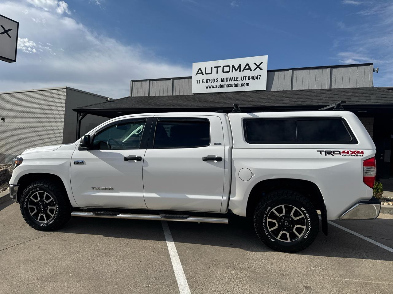 Toyota Tundra SR5 5.7L V8 CrewMax 4WD 2020