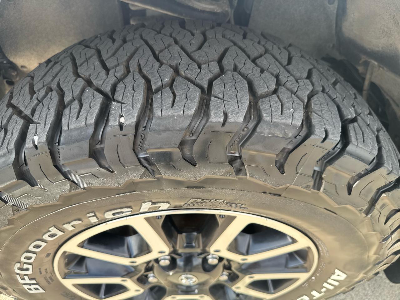 Toyota Tundra SR5 5.7L V8 CrewMax 4WD 2020