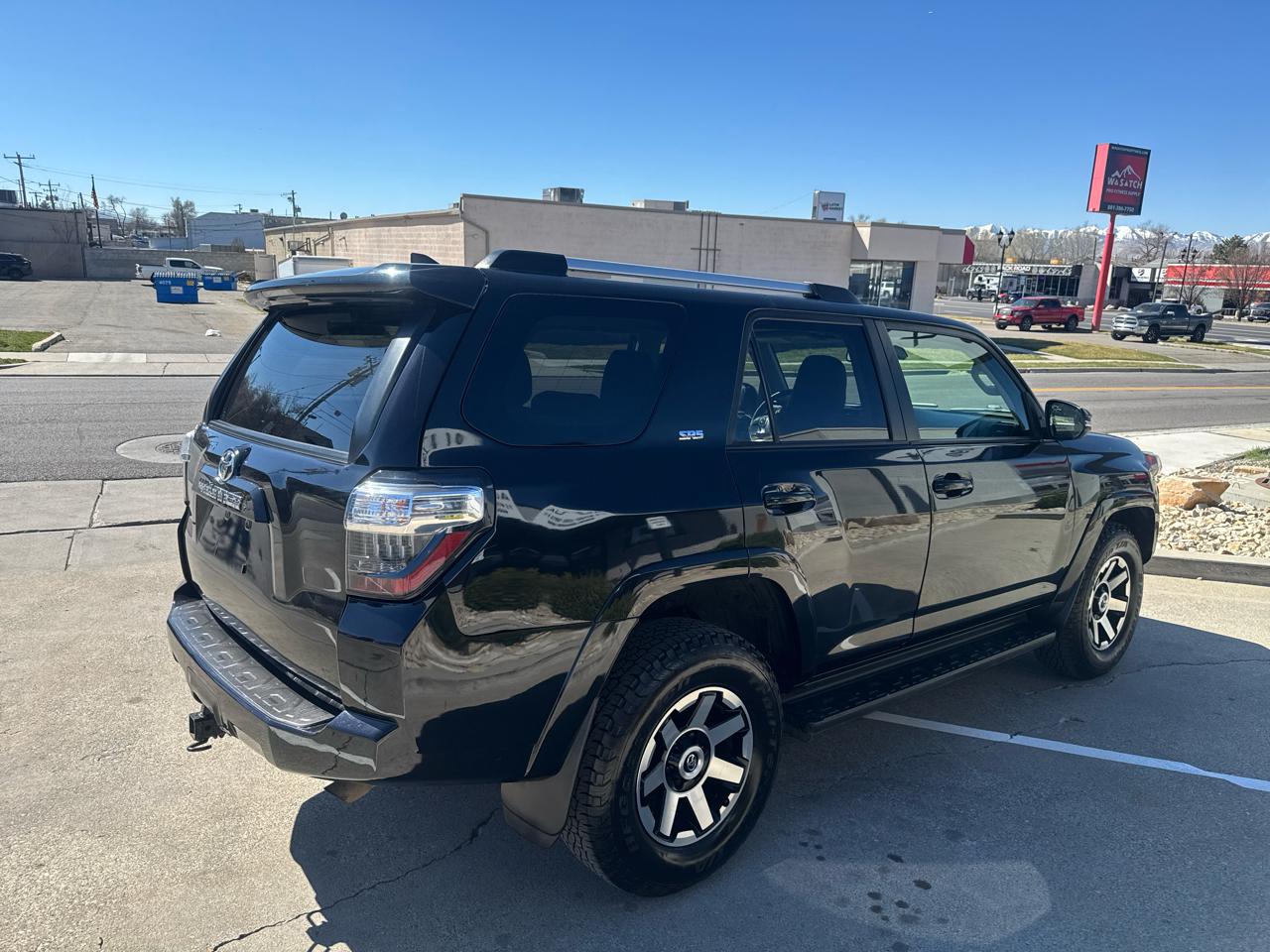 Toyota 4Runner SR5 Premium 4WD 2022