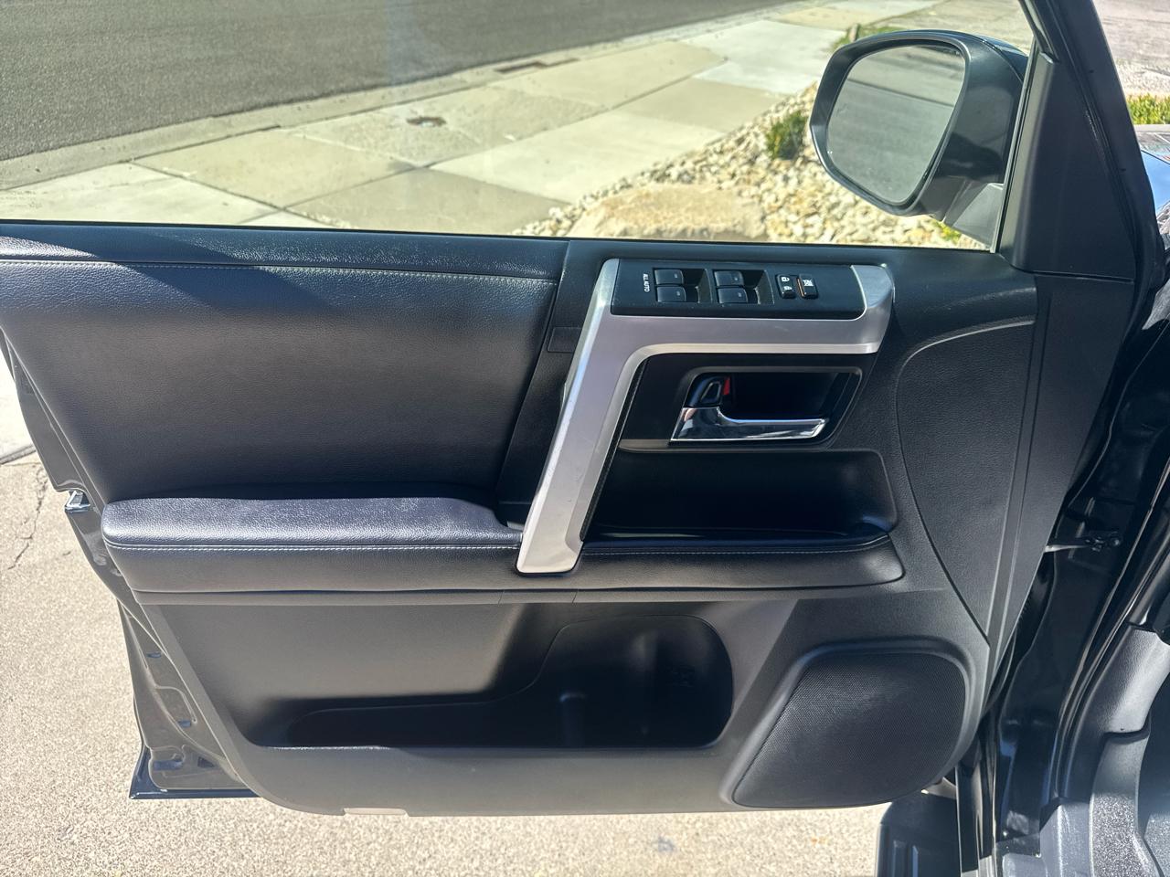 Toyota 4Runner SR5 Premium 4WD 2022