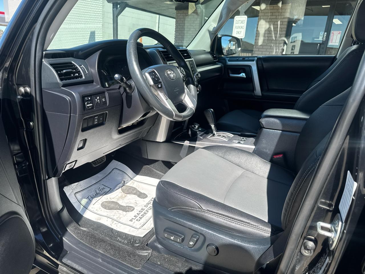 Toyota 4Runner SR5 Premium 4WD 2022