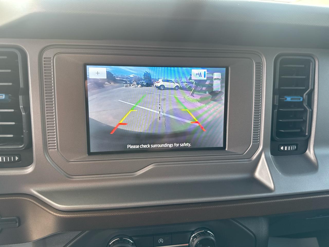 Ford Bronco Outer Banks 4-Door 2023