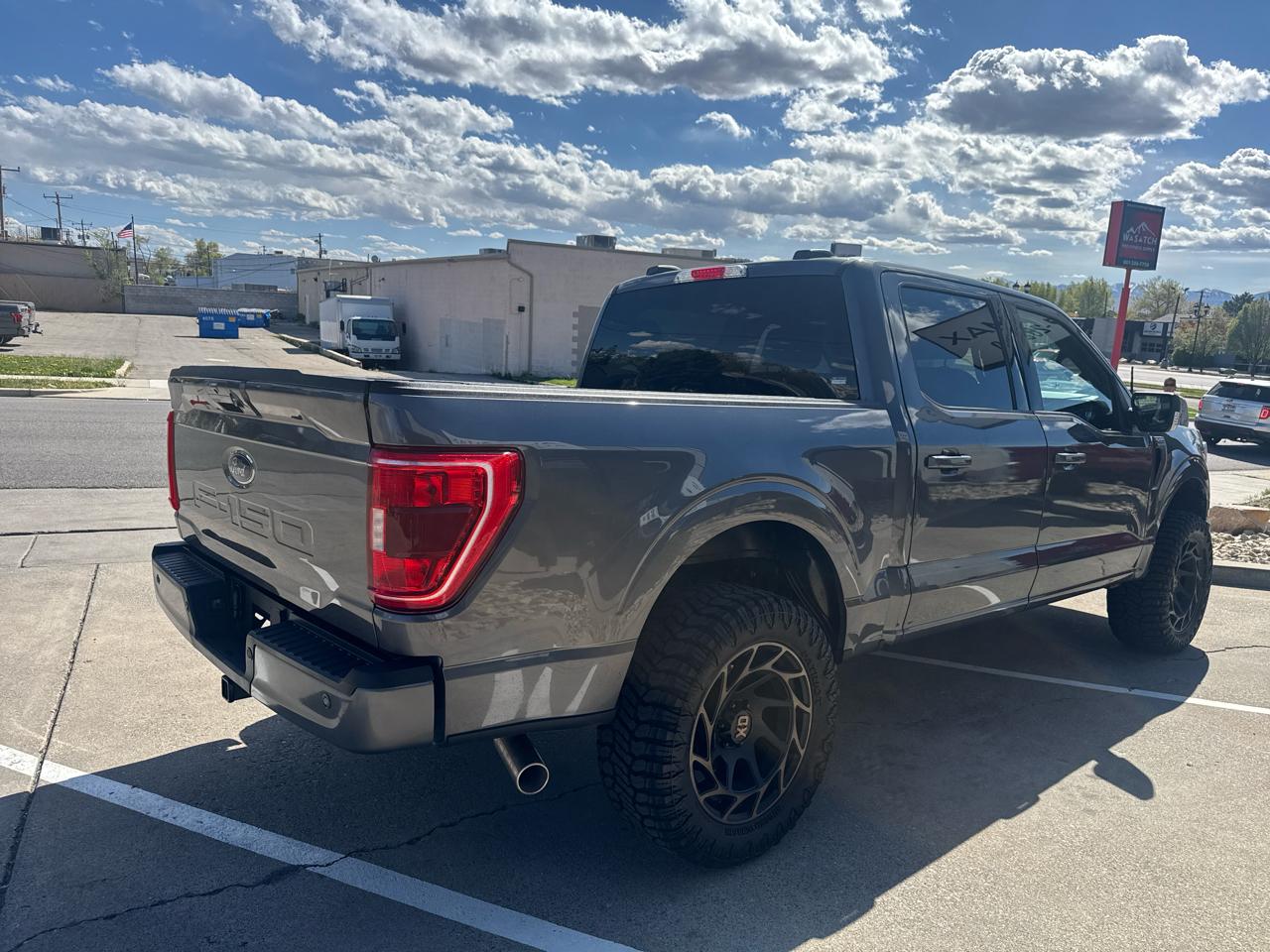 Ford F-150 XLT SuperCrew 5.5-ft. Bed 4WD 2023