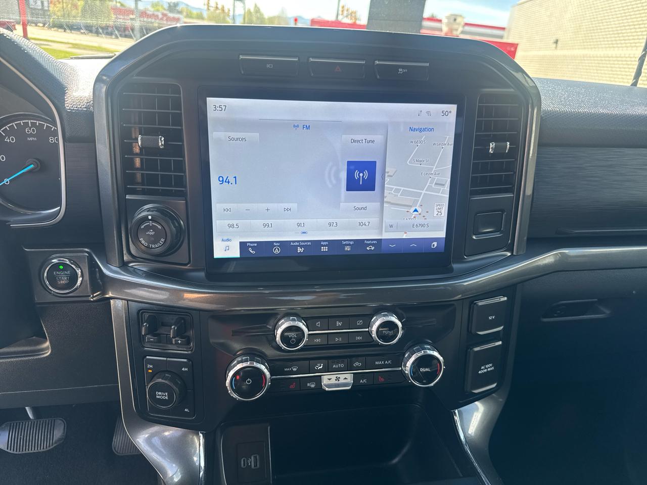 Ford F-150 XLT SuperCrew 5.5-ft. Bed 4WD 2023