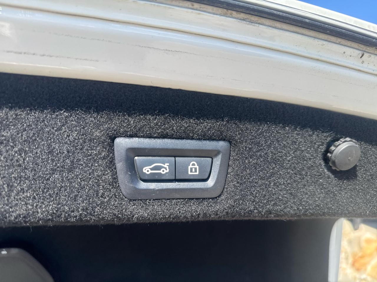 BMW 7-Series 740i xDrive 2019