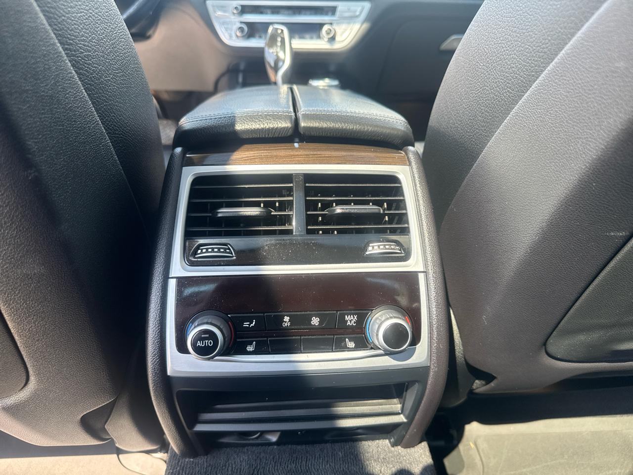 BMW 7-Series 740i xDrive 2019