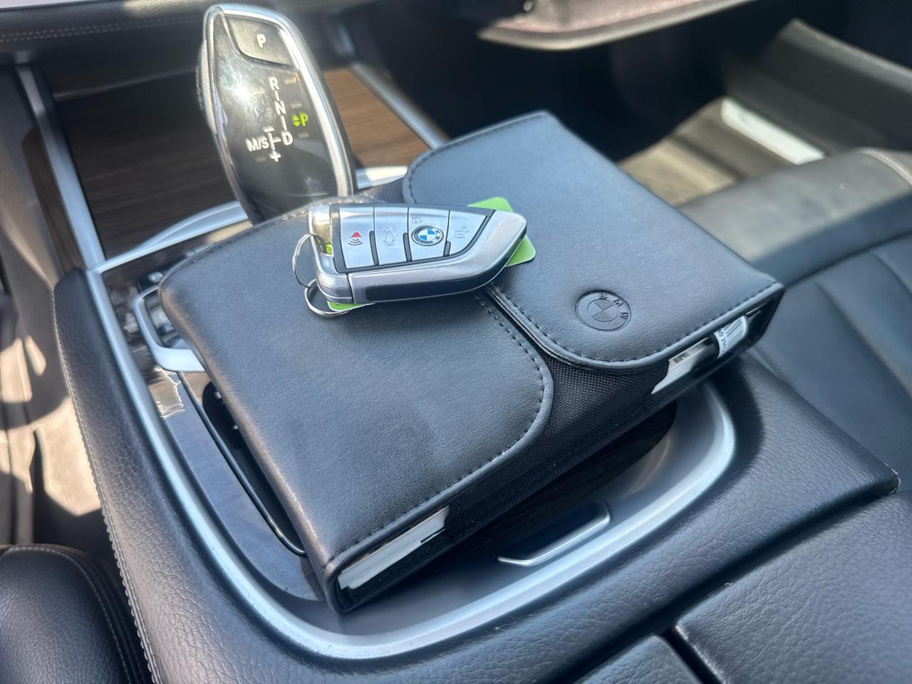 BMW 7-Series 740i xDrive 2019